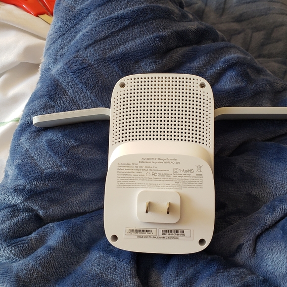 Wifi extender - Picture 2 of 2